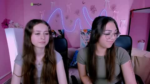 rebecca_smile_ online show from 05/27/26, 05:59