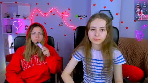 rebecca_smile_ online show from 05/29/26, 06:00