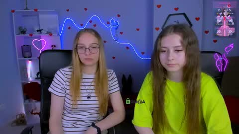 rebecca_smile_ online show from 05/30/26, 07:11