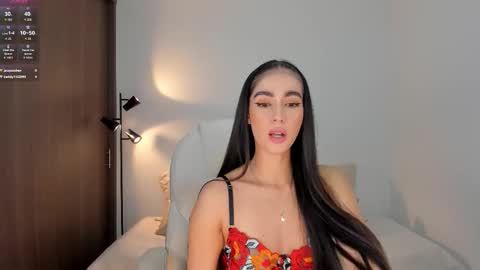 Snapshot of rebeccabaxter chatting on 01/10/26, 12:34 Rebecca online show from 01/10/26, 12:34