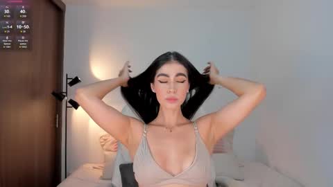 Snapshot of rebeccabaxter chatting on 02/25/26, 01:04 Rebecca online show from 02/25/26, 01:04