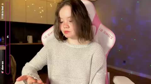 Rebecca Nikson online show from 01/17/25, 05:32