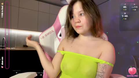 Rebecca Nikson online show from 02/01/25, 03:08