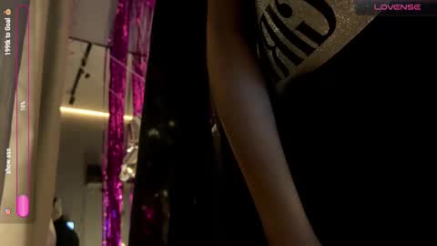 Rebecca Nikson online show from 10/15/25, 02:33