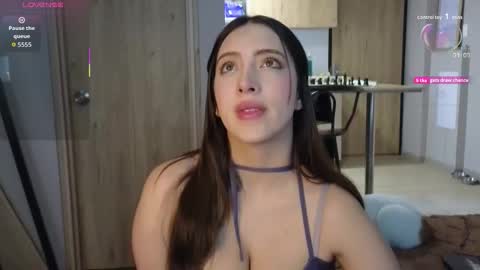 rebeccawhite_meow online show from 10/26/25, 06:03