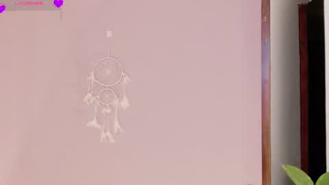 Snapshot of rebeccawhite_meow chatting on 06/25/26, 06:18 rebeccawhite_meow online show from 06/25/26, 06:18