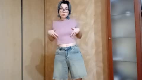 Zoe online show from 02/04/26, 03:29