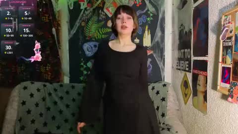 Snapshot of reborn_elf chatting on 12/02/25, 09:43 Lara online show from 12/02/25, 09:43