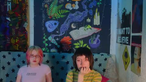 Lara online show from 02/06/26, 05:49