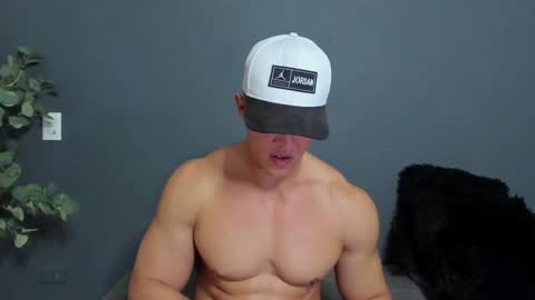 twitter REECET26 instagram RECCETAYLOR online show from 01/05/26, 05:27