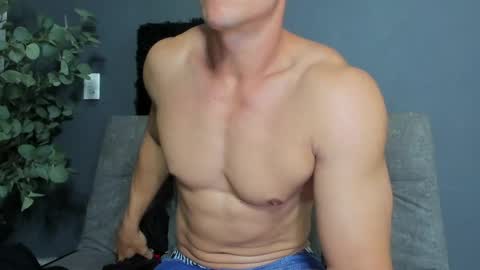 Snapshot of recce_taylor4 chatting on 05/29/26, 11:25 twitter REECET26 instagram RECCETAYLOR online show from 05/29/26, 11:25
