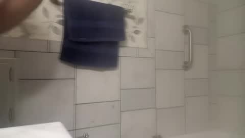 Snapshot of red24devils chatting on 01/07/25, 09:14 red24devils online show from 01/07/25, 09:14