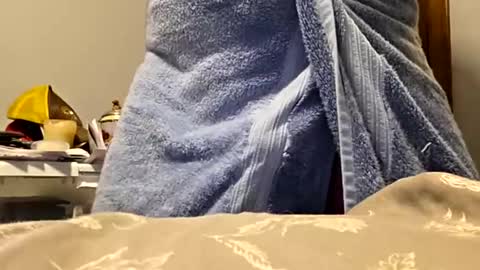 Snapshot of red24devils chatting on 10/31/25, 07:37 red24devils online show from 10/31/25, 07:37