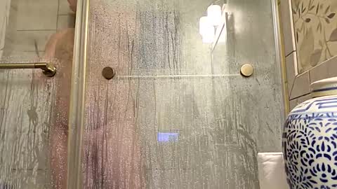 Snapshot of red24devils chatting on 11/14/25, 12:15 red24devils online show from 11/14/25, 12:15