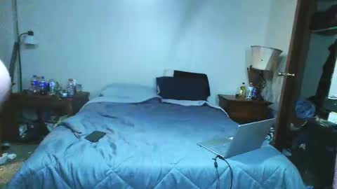 red441756790 online show from 04/24/26, 03:09