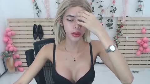 ann online show from 12/14/25, 10:09