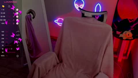 Bestie online show from 02/26/25, 04:45