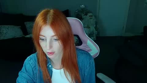 Red -  online show from 12/24/24, 01:06