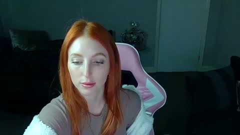 Red -  online show from 02/03/25, 02:34