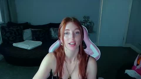 Red -  online show from 11/12/25, 03:12