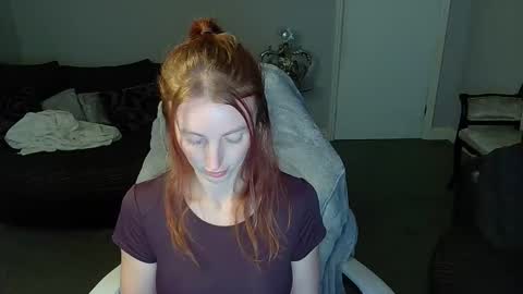 Snapshot of red_firesquirt chatting on 02/07/26, 08:45 Red - online show from 02/07/26, 08:45