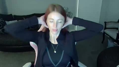 Snapshot of red_firesquirt chatting on 02/09/26, 03:27 Red - online show from 02/09/26, 03:27