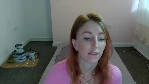 Snapshot of red_firesquirt chatting on 06/06/26, 01:38 Red - online show from 06/06/26, 01:38