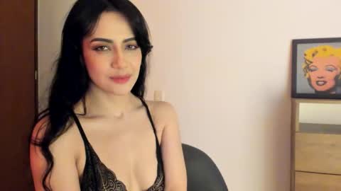 red_flower203 online show from 04/23/26, 06:10