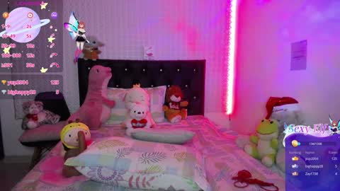 Snapshot of red_girlofficial chatting on 01/21/25, 02:33 Taliana online show from 01/21/25, 02:33