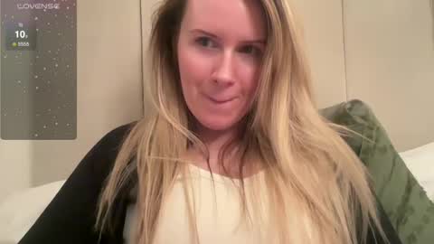 Rosie online show from 03/10/25, 06:56