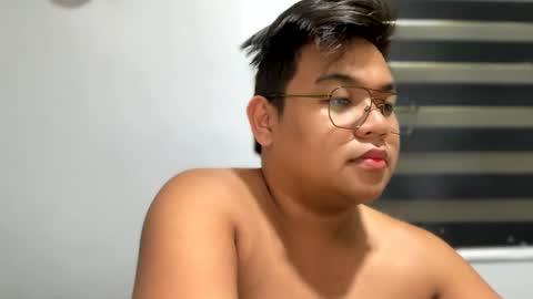 Snapshot of red_iibraxx chatting on 02/21/25, 05:13 Red Libra online show from 02/21/25, 05:13