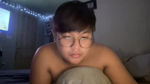 Snapshot of red_iibraxx chatting on 10/29/25, 06:42 Red Libra online show from 10/29/25, 06:42