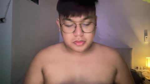 Snapshot of red_iibraxx chatting on 11/11/25, 02:44 Red Libra online show from 11/11/25, 02:44