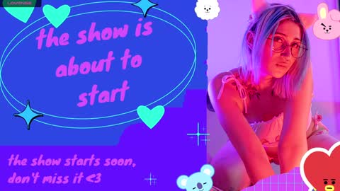 IG   OF red moonn online show from 01/13/25, 12:09