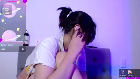 IG   OF red moonn online show from 01/19/25, 02:38