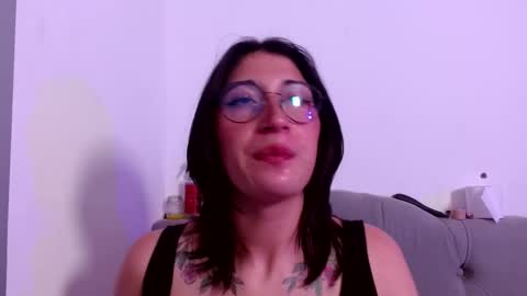 IG   OF red moonn online show from 02/18/25, 05:42