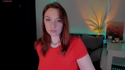 Snapshot of red_passsion chatting on 12/23/24, 03:12 Mia online show from 12/23/24, 03:12