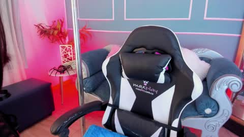     online show from 04/09/26, 11:26