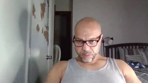 Redbone online show from 04/24/26, 01:41