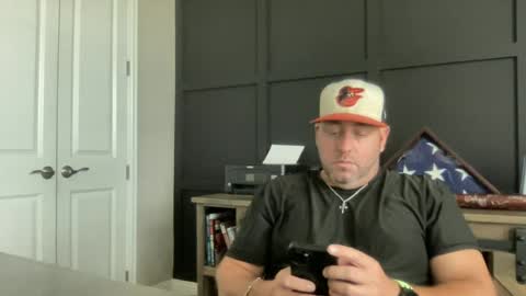 Snapshot of redbull1414 chatting on 06/11/26, 07:01 RedBull online show from 06/11/26, 07:01