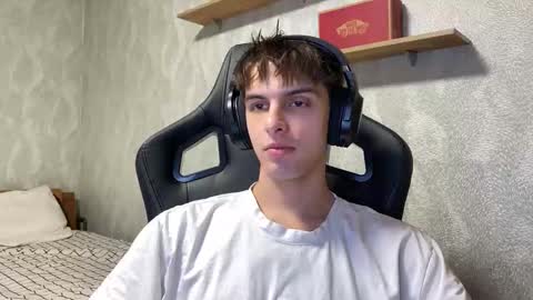 redbullshine online show from 10/01/25, 07:42