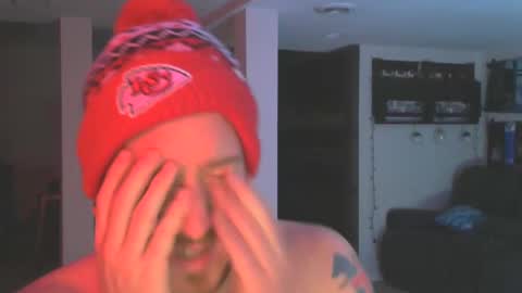 Snapshot of reddawg14 chatting on 02/02/25, 04:05 reddawg14 online show from 02/02/25, 04:05