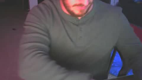 Snapshot of reddawg14 chatting on 02/23/25, 05:01 reddawg14 online show from 02/23/25, 05:01