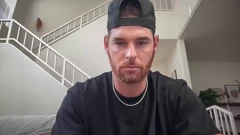 Snapshot of reddead7100 chatting on 10/27/25, 11:20 reddead7100 online show from 10/27/25, 11:20