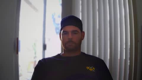 reddead7100 online show from 05/18/26, 07:20