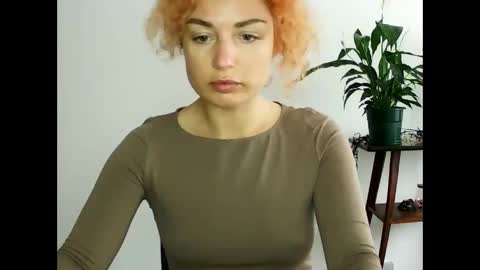 reddgirll online show from 02/15/25, 02:00