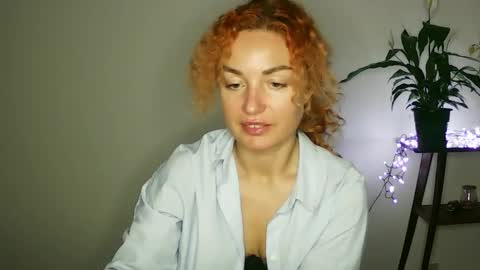 reddgirll online show from 02/15/25, 05:39