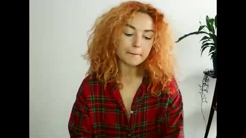 reddgirll online show from 02/16/25, 10:32