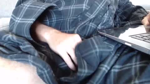 Snapshot of redforeplay chatting on 01/10/25, 04:30 redforeplay online show from 01/10/25, 04:30