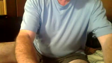 Snapshot of redfox60010 chatting on 09/24/25, 05:05 redfox60010 online show from 09/24/25, 05:05
